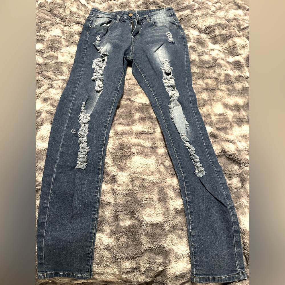 SHEIN Distressed Straight Leg Blue Jeans